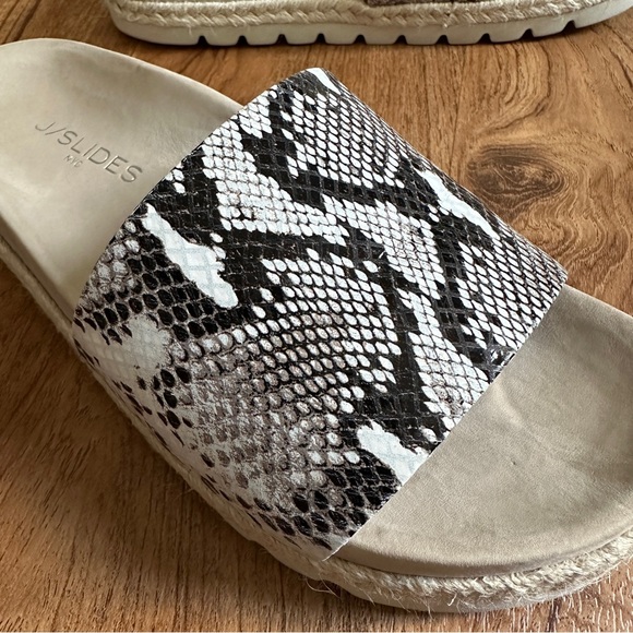 J/SLIDES Libby Sandal - Picture 6 of 8